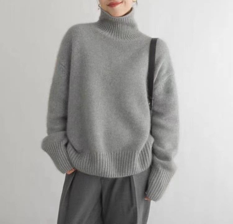 Bianca | Women's Oversized Turtleneck Sweater